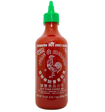 SRIRACHA HOT CHILI SAUCE 740ML